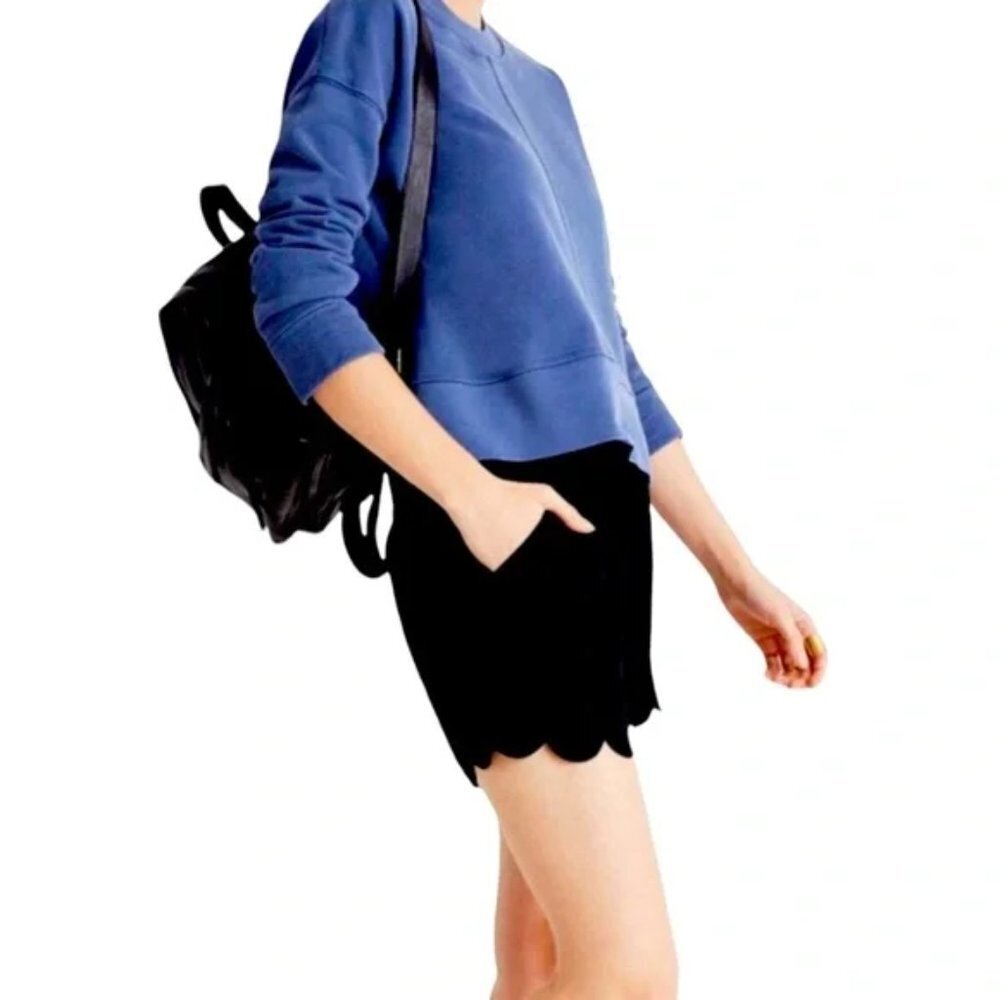 Madewell Scallop Hem Pull On Shorts in True Black -‎ Medium